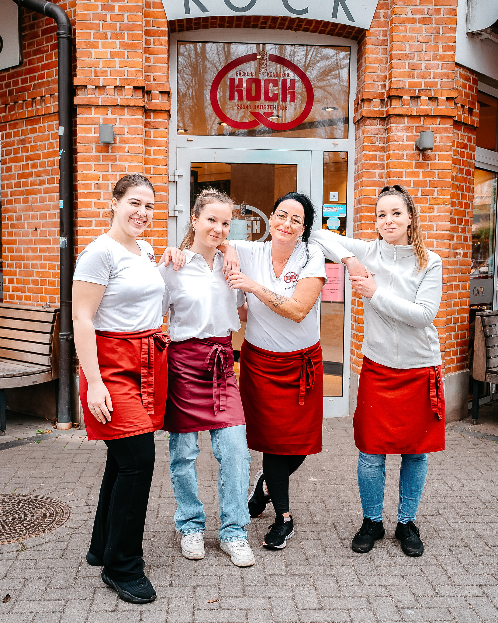 DSC02229 A7S3 Images April BK 2025 Enhanced NR